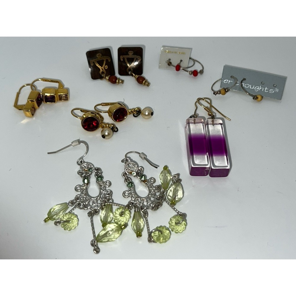 VTG Costume Jewelry Earrings Lot of 7 Pair Estate Plastic, Glass, Metal